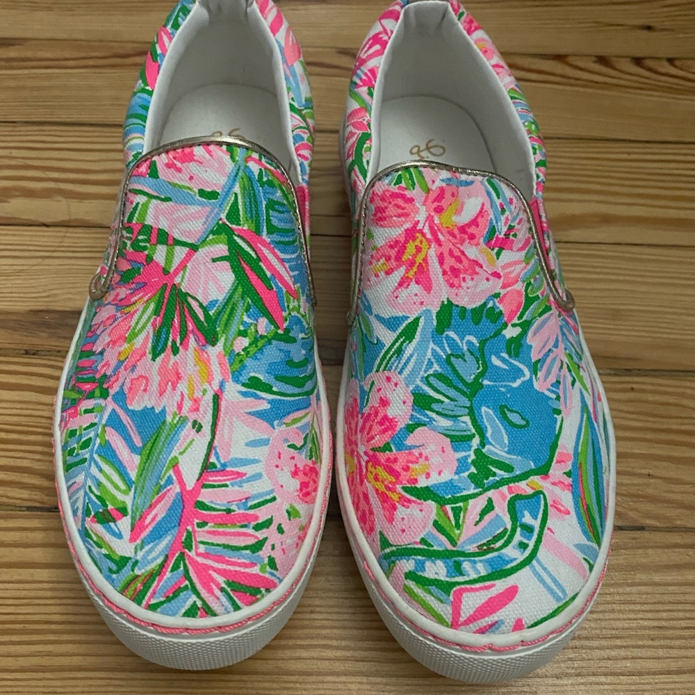Lilly Pulitzer slides